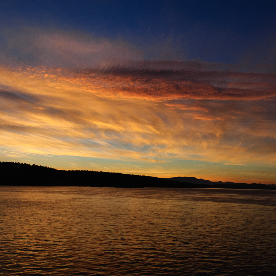 Sunset Over the Gulf Islands (1090)